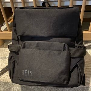 BÉIS The Ultimate Diaper Backpack